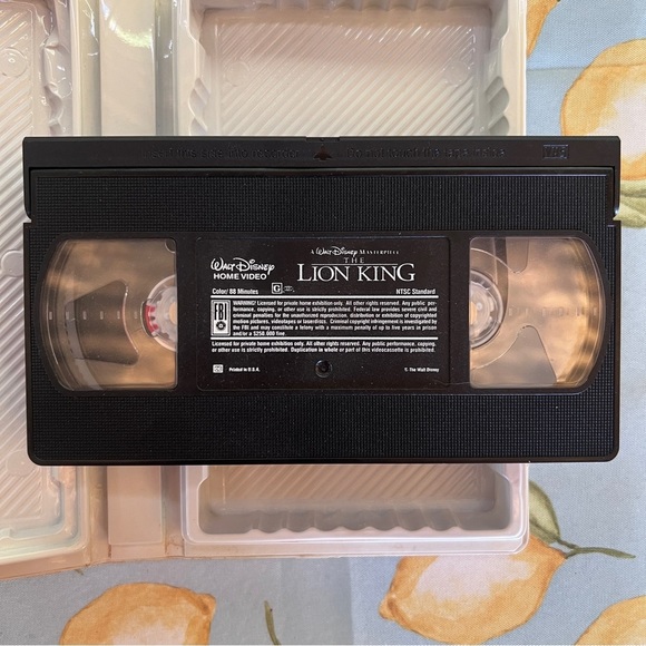Disney’s The Lion King VHS tape - Picture 3 of 5